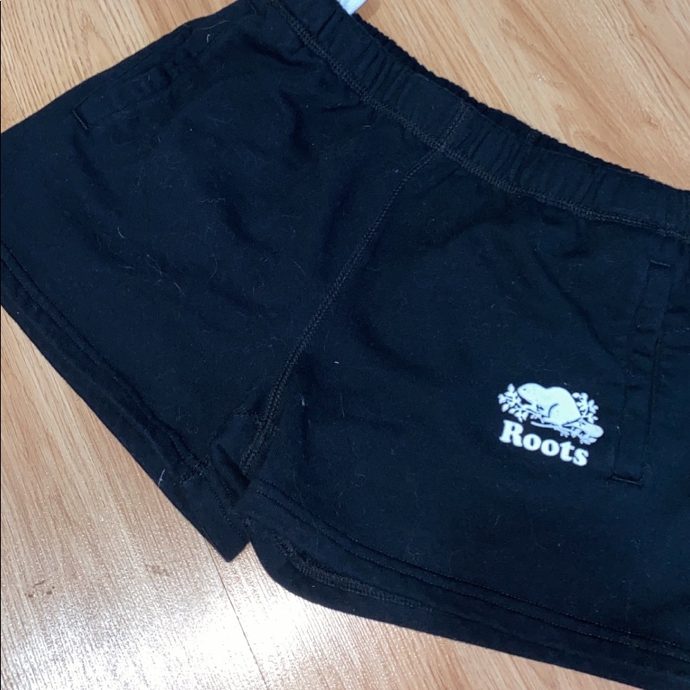 Black Roots Sweatshorts